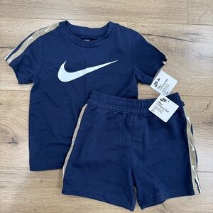 Nike Kids' Navy and Beige Set